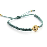 Escapulario CARMELO - pulsera medalla dorada 10mm con macramé